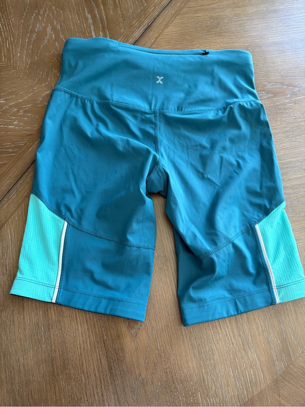 Xersion Teal High-Rise Bike Shorts with Mint Panels